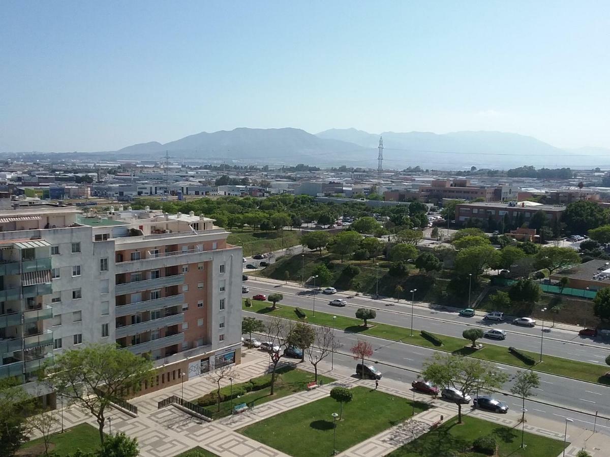 Apartamento Teatinos Málaga Exterior foto